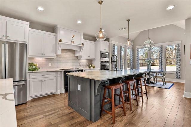 135 Woodbridge Place, Brooks, GA 30205