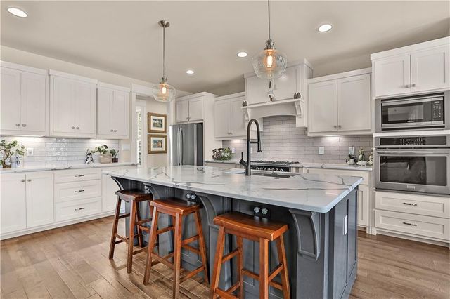 135 Woodbridge Place, Brooks, GA 30205