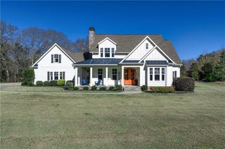 135 Woodbridge Place, Brooks, GA 30205