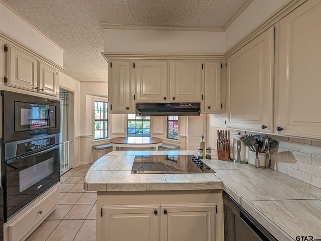 1200 Kingspark, Tyler, TX 75703