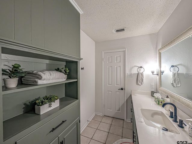 1200 Kingspark, Tyler, TX 75703