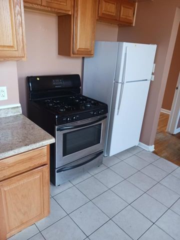 8209 S EVANS Avenue, Chicago, IL 60619