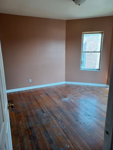 8209 S EVANS Avenue, Chicago, IL 60619