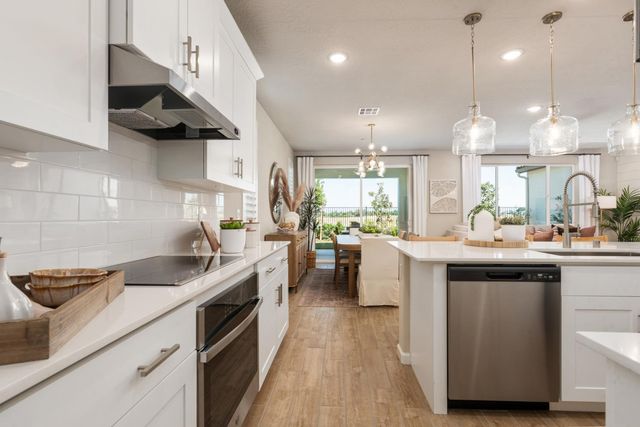 707 Solar Lane, Clovis, CA 93619