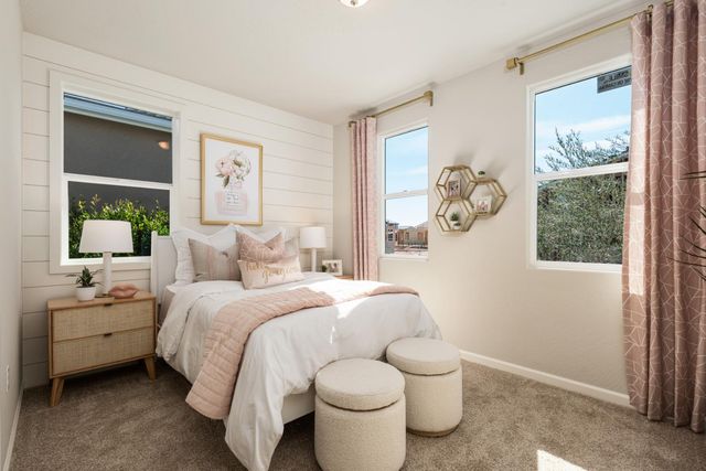 707 Solar Lane, Clovis, CA 93619