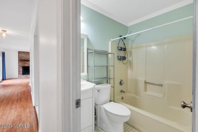 315 Southwest Drive, Jacksonville, NC 28540