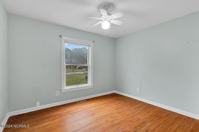 315 Southwest Drive, Jacksonville, NC 28540