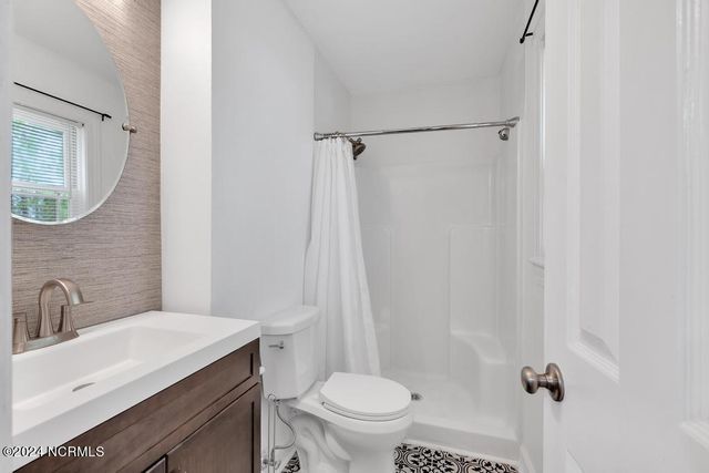 315 Southwest Drive, Jacksonville, NC 28540