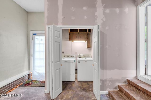 315 Southwest Drive, Jacksonville, NC 28540