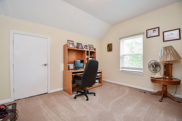 10913 N P Street, La Porte, TX 77571