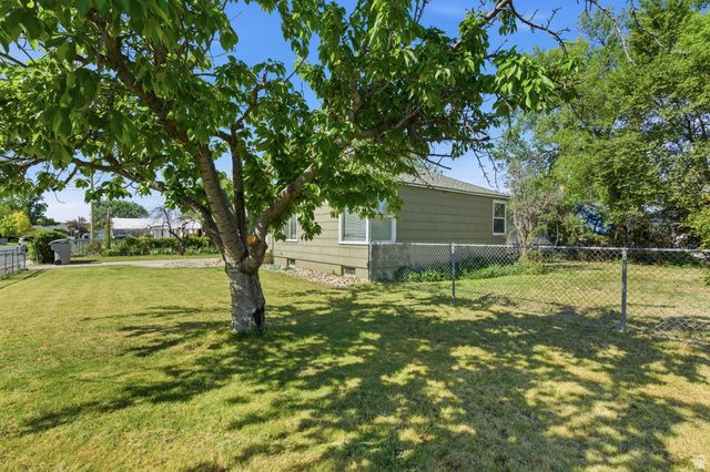 56 S WILSON AVE, American Fork, UT 84003