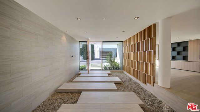 8765 Hollywood, Los Angeles, CA 90069