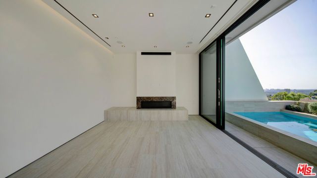 8765 Hollywood, Los Angeles, CA 90069