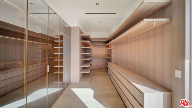 8765 Hollywood, Los Angeles, CA 90069