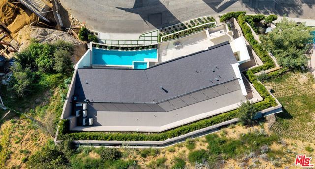 8765 Hollywood, Los Angeles, CA 90069