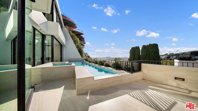 8765 Hollywood, Los Angeles, CA 90069