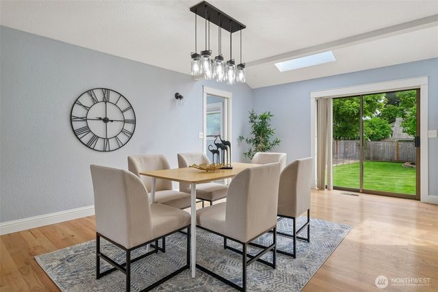 21329 Oak Way, Brier, WA 98036