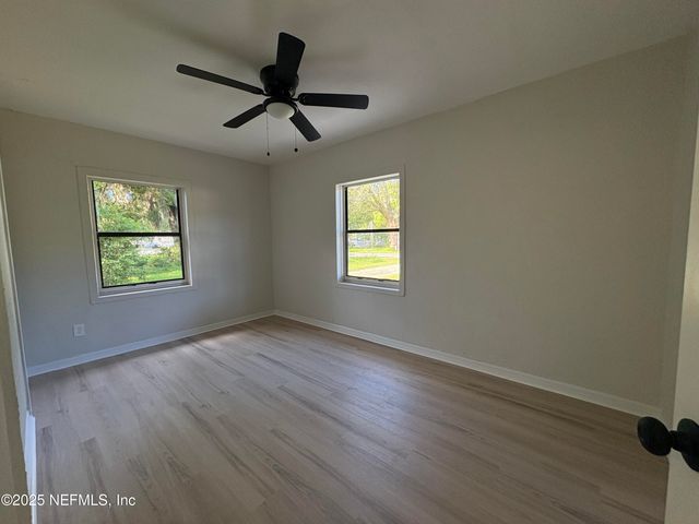 3749 EVE Drive E, Jacksonville, FL 32246
