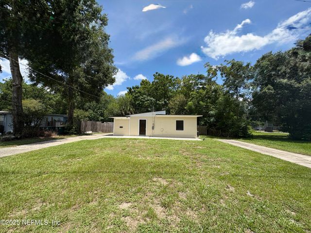 3749 EVE Drive E, Jacksonville, FL 32246