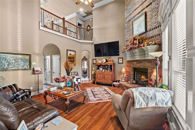 12713 Pleasant Valley Road, Gentry, AR 72734