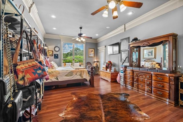 12713 Pleasant Valley Road, Gentry, AR 72734