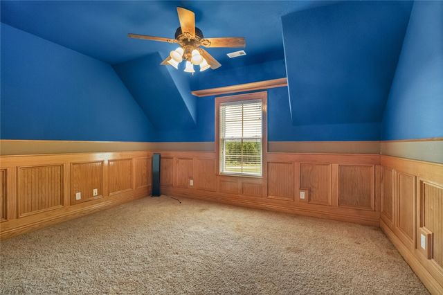 12713 Pleasant Valley Road, Gentry, AR 72734