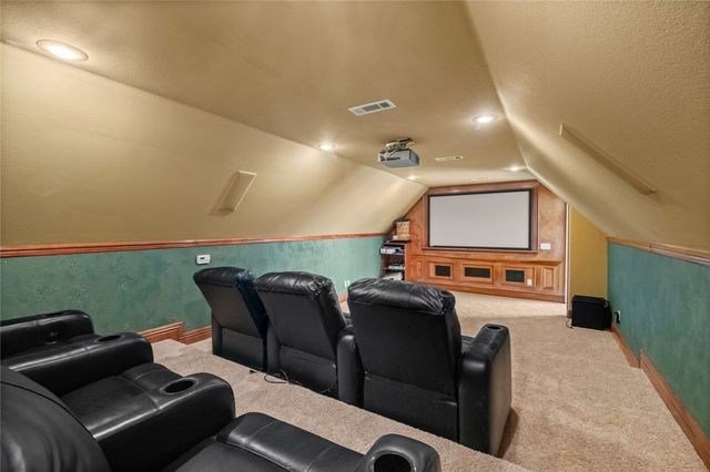 12713 Pleasant Valley Road, Gentry, AR 72734