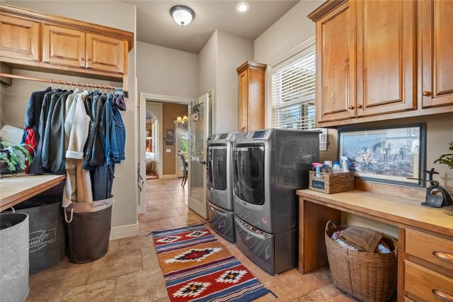 12713 Pleasant Valley Road, Gentry, AR 72734