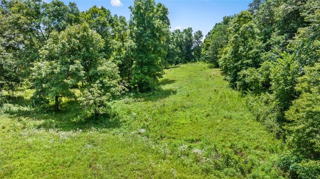 12713 Pleasant Valley Road, Gentry, AR 72734