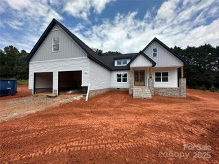 2988 Quail Drive, Newton, NC 28658