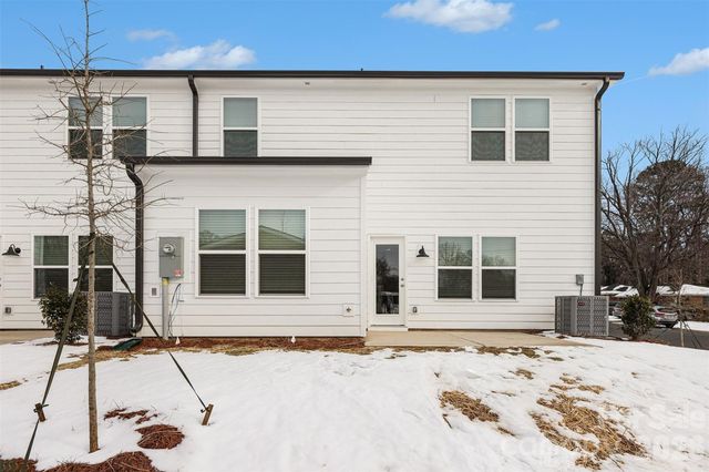 4768 Americana Avenue, Charlotte, NC 28215