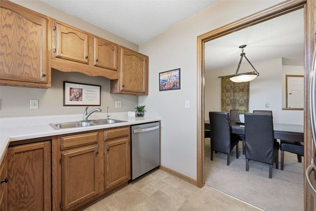 3490 Willowridge Road C, Marion, IA 52302