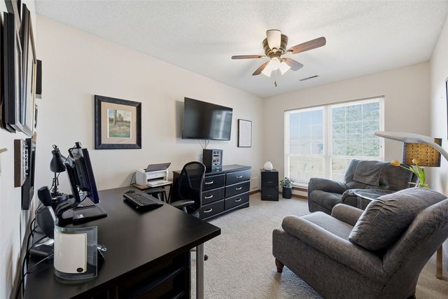 3490 Willowridge Road C, Marion, IA 52302