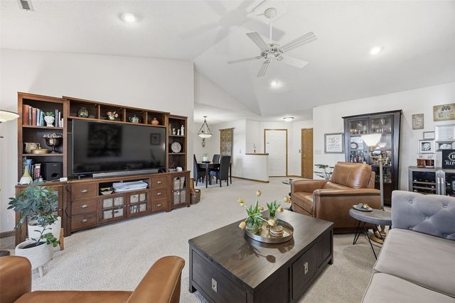 3490 Willowridge Road C, Marion, IA 52302