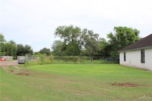 1700 Amigo Avenue, Alamo, TX 78516