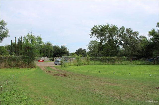 1700 Amigo Avenue, Alamo, TX 78516