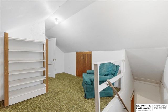 2510 S 30th Street, Omaha, NE 68105