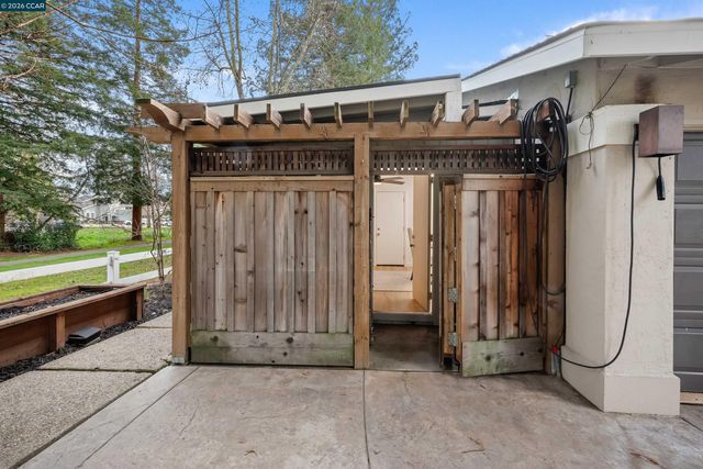 440 Wabash Pl, Danville, CA 94526