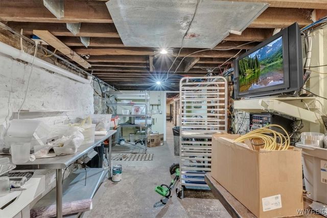 24 Monroe Street, Ellicottville, NY 14731