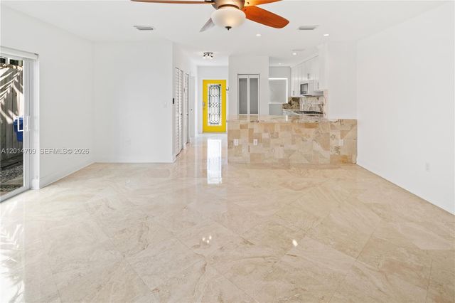 3235 Day Ave 1, Coconut Grove, FL 33133