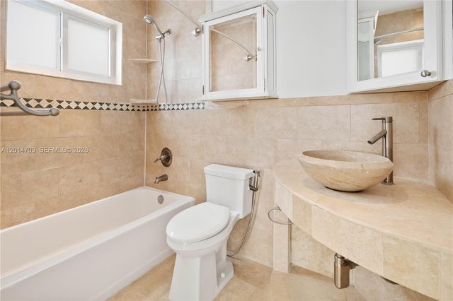 3235 Day Ave 1, Coconut Grove, FL 33133