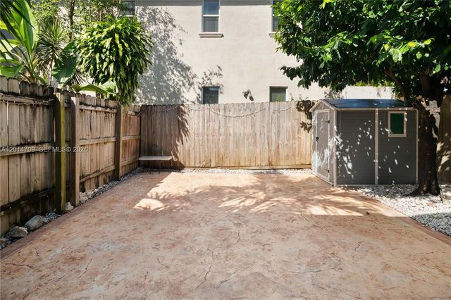 3235 Day Ave 1, Coconut Grove, FL 33133