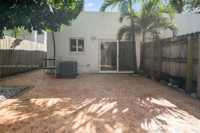 3235 Day Ave 1, Coconut Grove, FL 33133