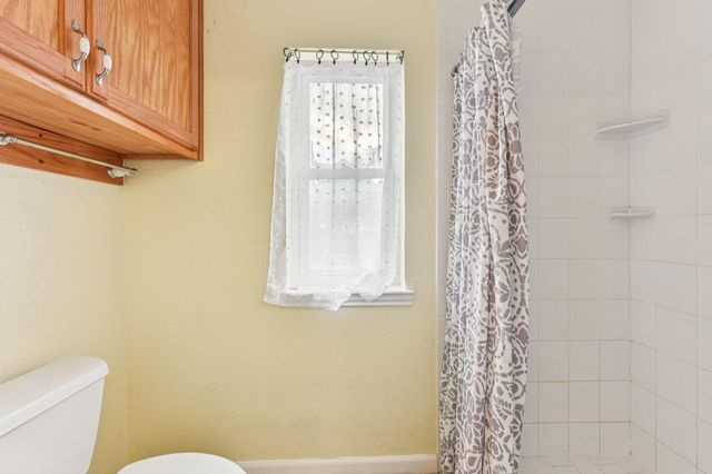 504 Buckaroo TRL, Buda, TX 78610