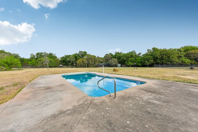 504 Buckaroo TRL, Buda, TX 78610