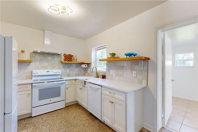 1505 25th Avenue, Vero Beach, FL 32960