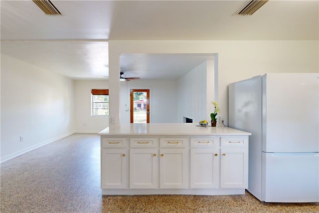 1505 25th Avenue, Vero Beach, FL 32960