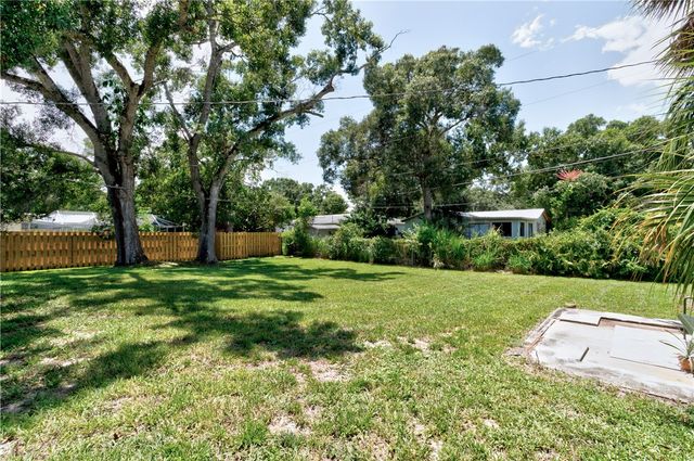 1505 25th Avenue, Vero Beach, FL 32960