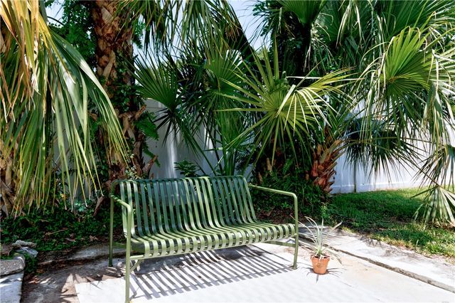 1505 25th Avenue, Vero Beach, FL 32960