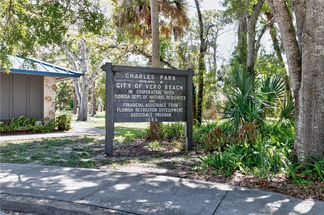 1505 25th Avenue, Vero Beach, FL 32960